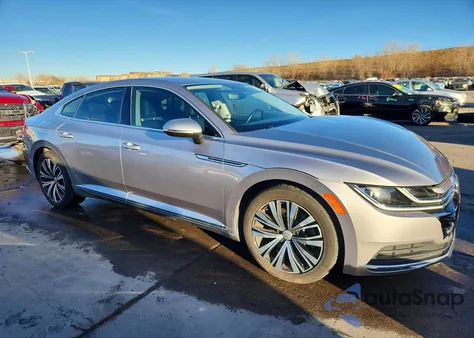 2020 Volkswagen Arteon Se z USA, uszkodzony, nr VIN WVWBR7AN9LE013127